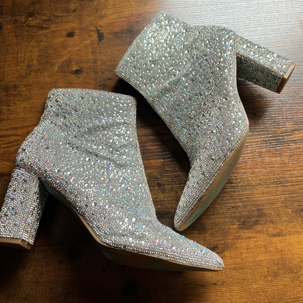 BETSEY JOHNSON BOOTS